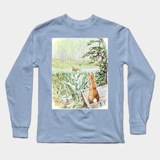 Peter Sees the Garden Gate - Beatrix Potter Long Sleeve T-Shirt